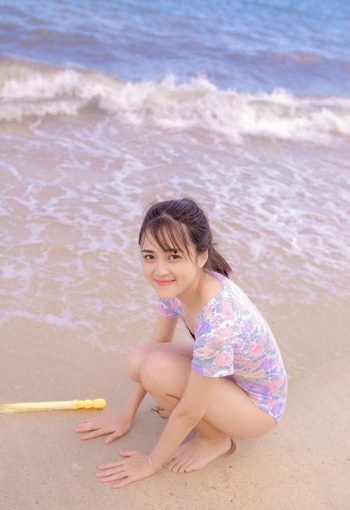 成人可爱泳衣美女视频,成人可爱泳衣美女风采瞬间