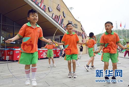 成人橡胶跳绳视频大全,成人橡胶跳绳视频大全精选技巧展示