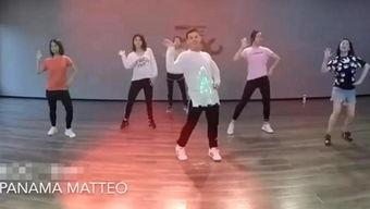 成人洗脑舞蹈教学视频,跟随视频轻松学会热门舞步