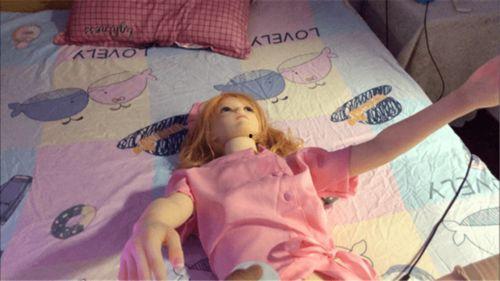 玩具女生成人硅胶视频